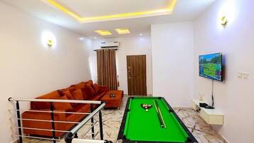 Apartment | Bilik permainan