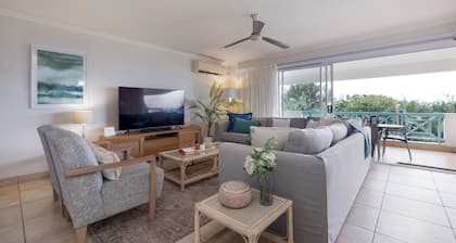 Tranquil Beach Sanctuary, 3 Bed, Sea Views