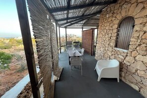 屋外ダイニングエリア