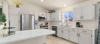 Colorado Mountain Retreat - Easy Access to Rmnp!