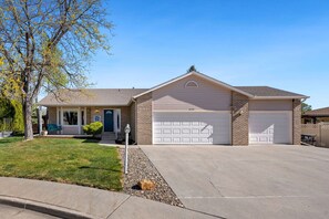 Exterior - Colorado Mountain Retreat - Easy Access to Rmnp! (Loveland)