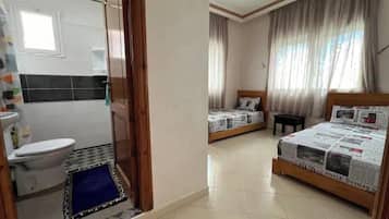 2 bedrooms, WiFi, bed sheets