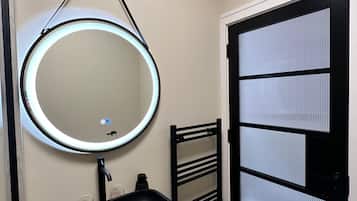 Regadera, regadera tipo lluvia, amenidades de baño de diseñador
