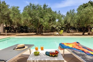 Piscine extérieure (ouverte en saison)