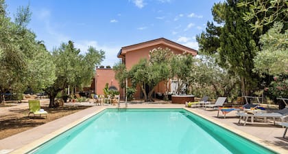 Villa Giovanna with pool