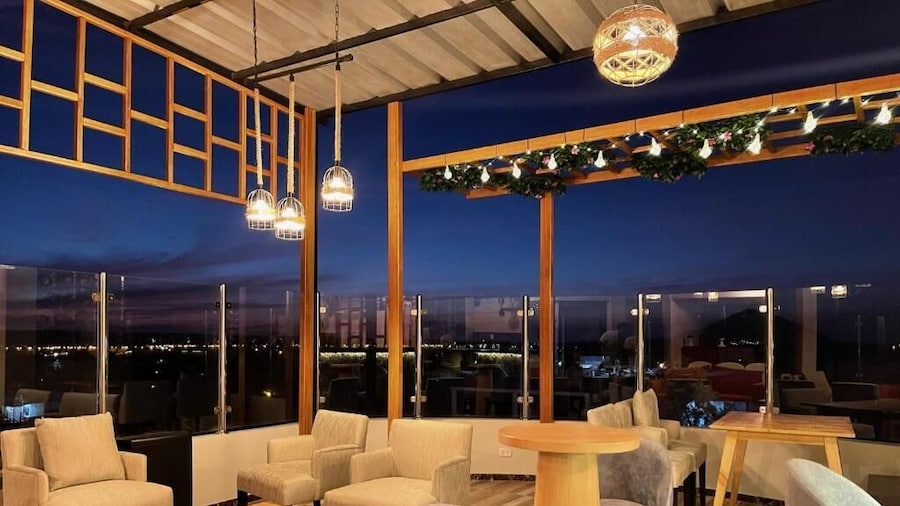Hostal Macacona