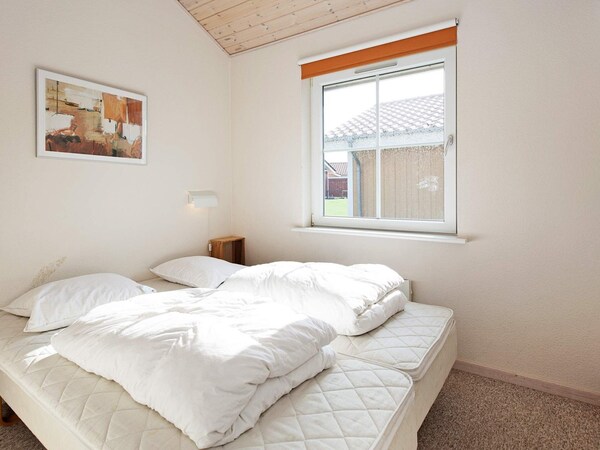 8 Person Holiday Park Home In Grasten - Sønderborg