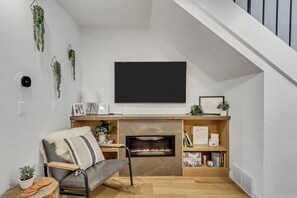 Interior - Parkside Paradise. Modern 3BR/2BA Haven. 10min Walk to Ski Lifts & Main Street.  (Park City)