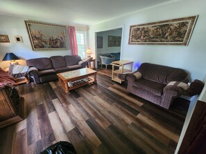 Smart-TV, DVD-Player, Videothek