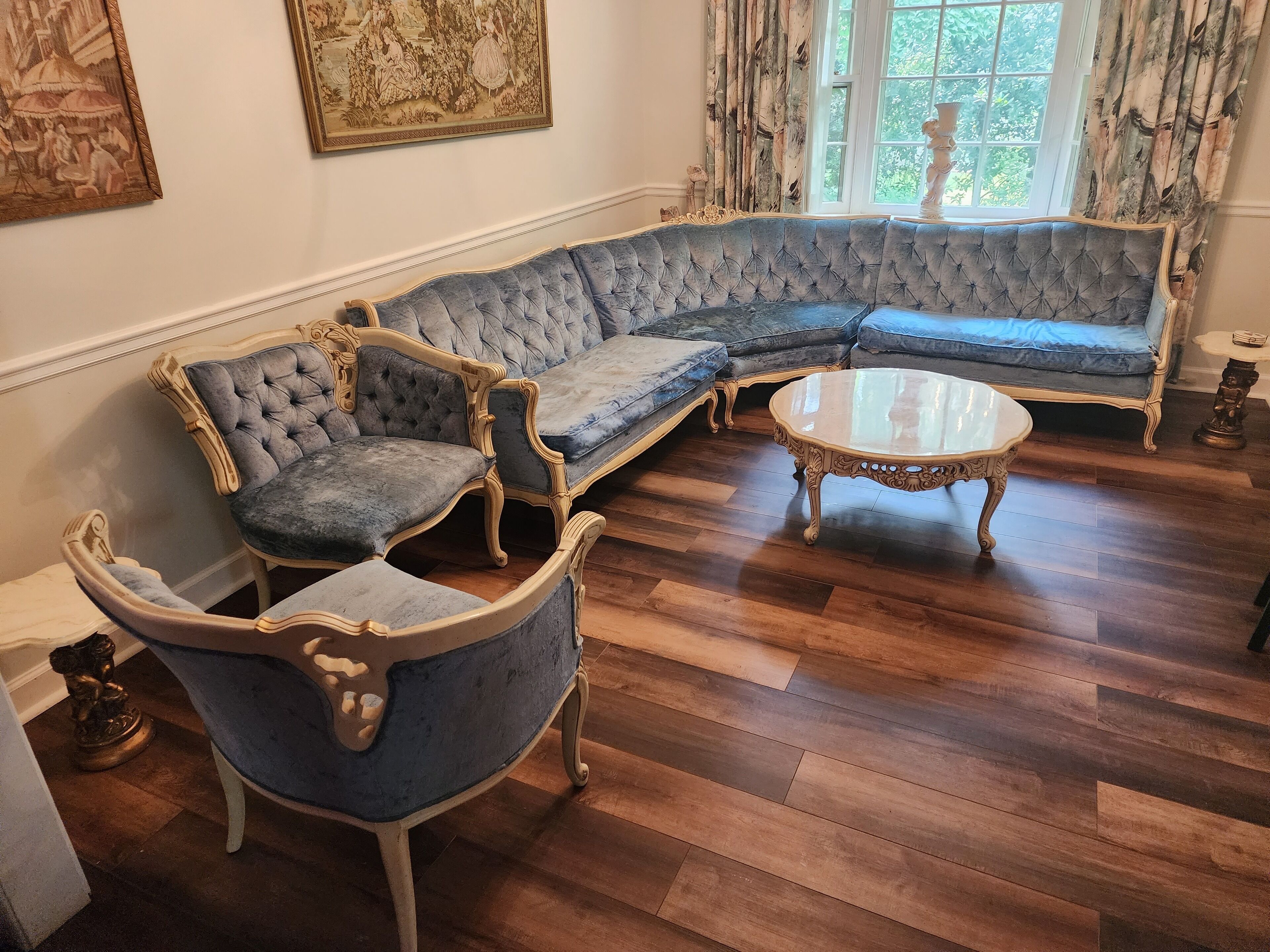 Smart TV, DVD player, video library