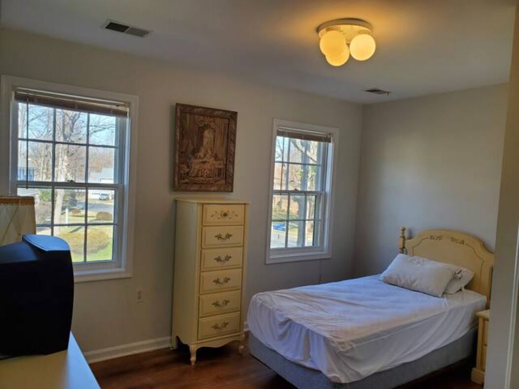 Peaceful Oasis in North Point - BBQ Grill - Hot Tub - No A/C