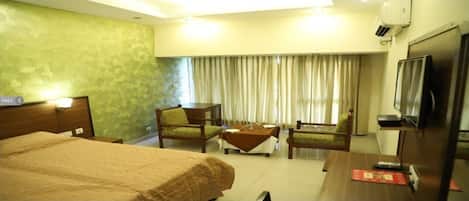 Deluxe Room | Free WiFi