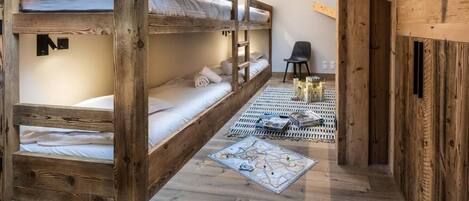 5 makuuhuonetta, Wi-Fi, vuodevaatteet