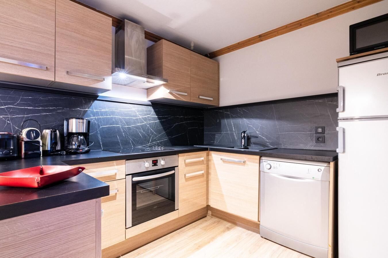 Fridge, microwave, oven, dishwasher