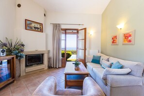 TV, fireplace, DVD player - Belvedere Villas - One Bedroom Villa with Private Pool | Katerina (Crete)