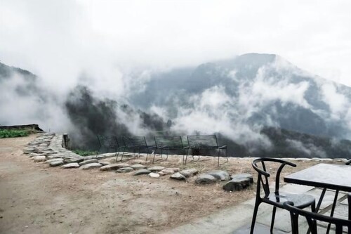 Cloud Retreat Songyang