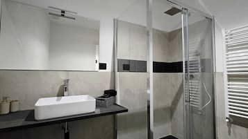 Departamento superior, vista a la ciudad | Baño