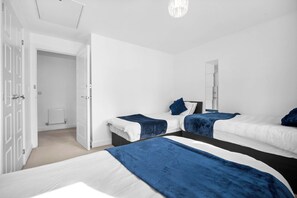 House | 4 bedrooms, iron/ironing board, free WiFi, bed sheets - Spacious 4-bed House in Leicester/free Parking (Leicester)