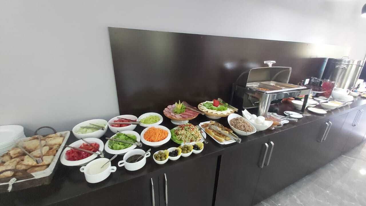 Bữa sáng buffet