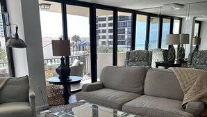 Exterior - Luxury Beachfront Condo, Pool, Tennis Court, Sauna, Gym #locationenvy (Singer Island)