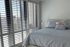 Exterior - Luxury Beachfront Condo, Pool, Tennis Court, Sauna, Gym #locationenvy (Singer Island)