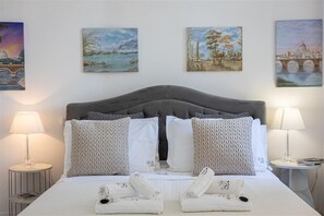 1 chambre, fer et planche à repasser, accès Internet, draps fournis