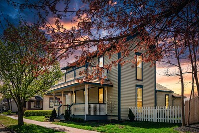 Timeless on Tenth - Historic Downtown Noblesville