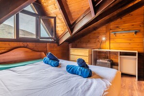2 chambres, bureau, fer et planche à repasser, Wi-Fi gratuit