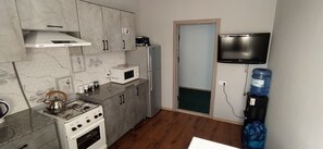 Microwave, oven, stovetop, griddle