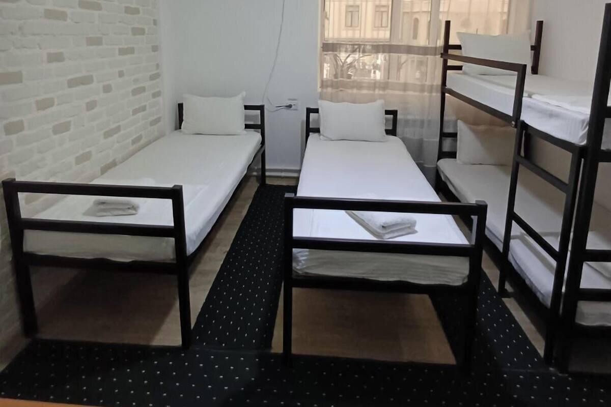 Basic Shared Dormitory (women only) | エジプト綿のシーツ、高級寝具、羽毛の掛け布団、テンピュール