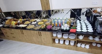 HOSTEL CHINOR