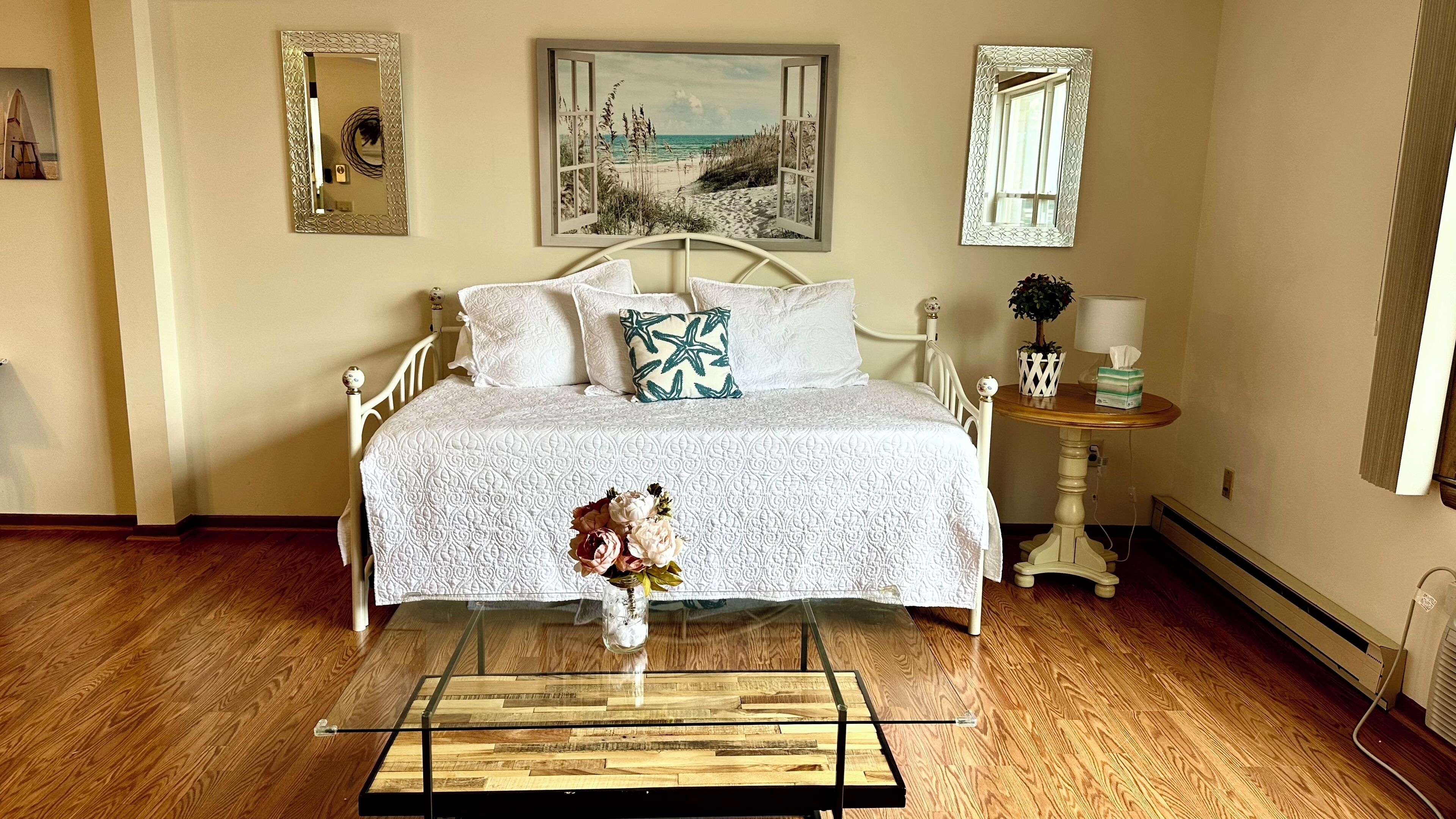 1 chambre, fer et planche à repasser, Wi-Fi gratuit, draps fournis