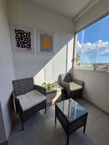 Appartement Spacieux et climatisé à Quelques Minutes de la Plage