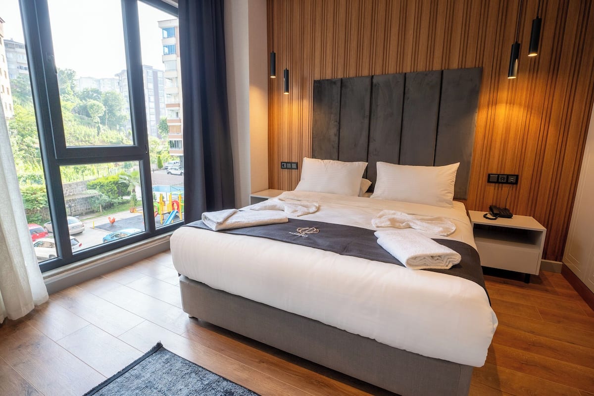 In-room safe, blackout curtains, soundproofing, iron/ironing board
