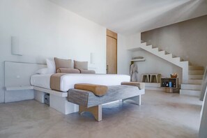Suite Oceanfront | Minibar, in-room safe, blackout drapes, free WiFi - Suites Panamera (Tulum)