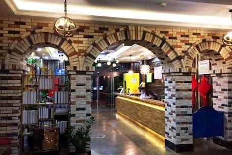Lobby. Bailisi Hotel