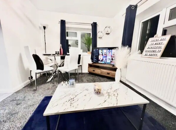 Apartment | Interior - Beautiful 2-bed Apartment in Central Watford (Watford)