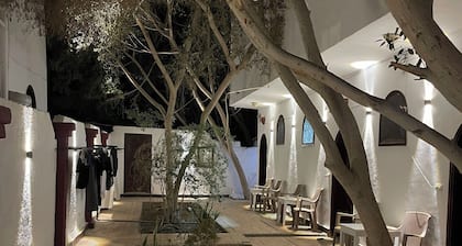 Red Oasis - Studio 2