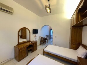 1 habitación, wifi y ropa de cama