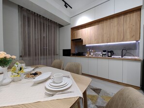 Private kitchen - Baurum Family Apartments (Tashkent)