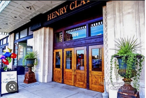 Rooftop Penthouse with your own terrace where not everything is Black & White. 