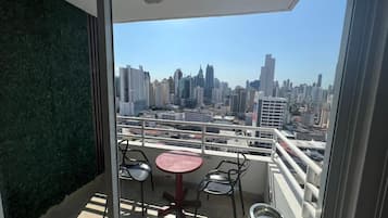 Apartment, 2 Bedrooms, Accessible, Balcony | Balcony