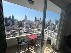 Balcony - Acogedor Apartamento En El Cangrejo no1 (Panama City)