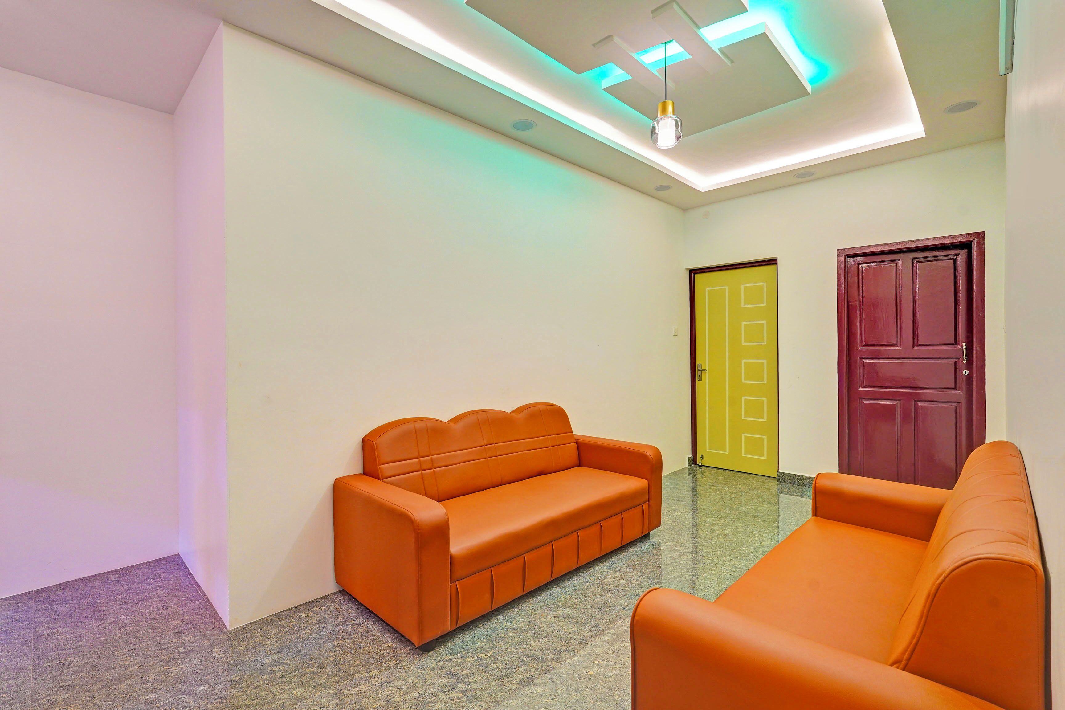 Coin salon dans le hall