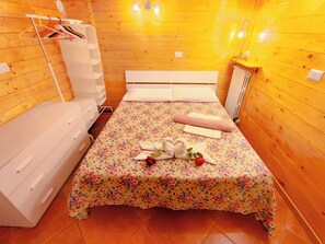 1 bedroom, WiFi, bed sheets - CIN IT072006C200092368 (Bari)