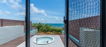 Naturela Miyakojima Irabu