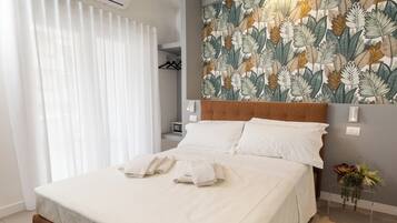 In-room safe, free WiFi