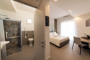 Chambre Supérieure, vue plage | Salle de bain