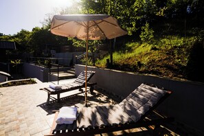 Terrace/patio - Cozy villa with all the perfect touches for a relaxing trip. (Sovata)