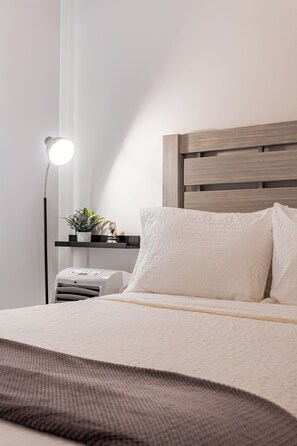 3 chambres, fer et planche à repasser, Wi-Fi, draps fournis